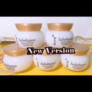 5 Bottles x SULWHASOO ESSENTIAL PERFECTING MOISTURIZING CREAM (Total 25ml)
